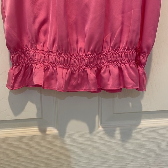 Ann Taylor sleeveless blouse - Picture 3 of 7